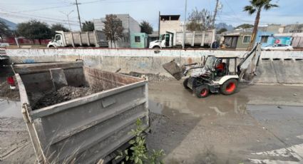 Remueven 2 mil toneladas de escombro del Canal Medular de Monterrey