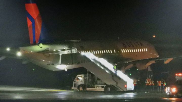 Encuentran a hombre muerto adentro del motor de un avión en EU
