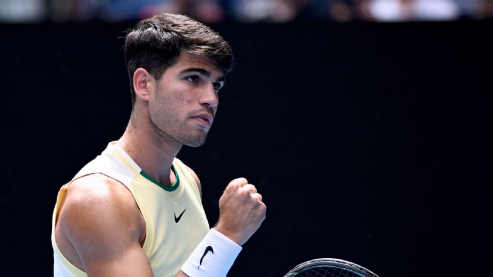 Carlos Alcaraz superó la plusmarca de Bjorn Borg como tenista más joven en alcanzar por séptima ocasión los octavos de final de un 'Grand Slam' de forma consecutiva.