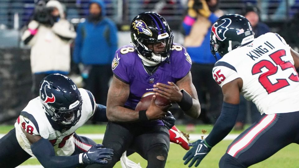 Lamar Jackson se hizo del MVP con sus 152 yardas, 2 pases para touchdown y 2 anotaciones propias.