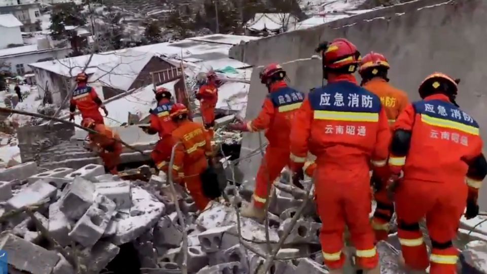 Elementos de rescate en China.