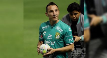 Liga MX: Presenta León a Andrés Guardado ante más de 15 mil personas