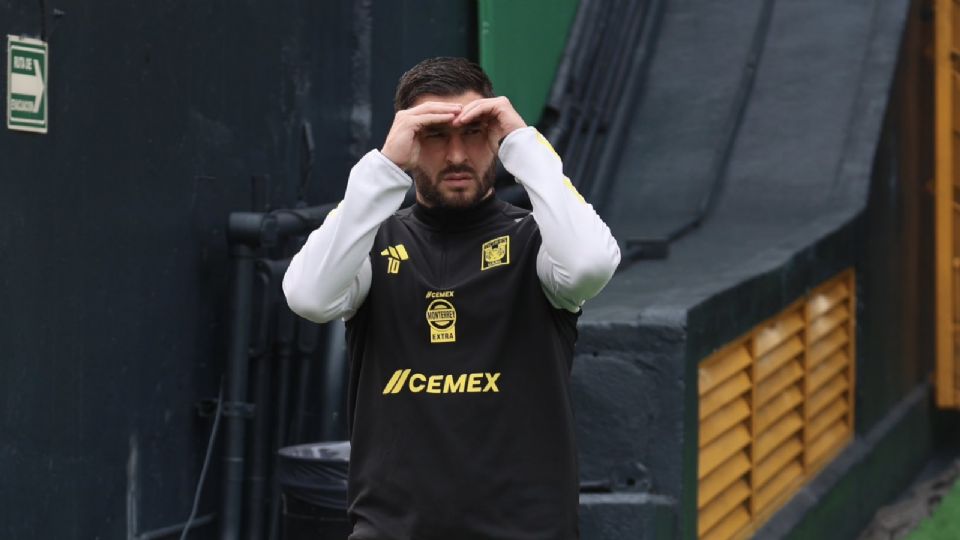 André-pierre Giganc durante un entrenamiento en el Estadio Universitario