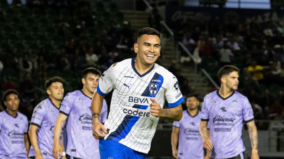 Sebastián Vegas festejando el gol del empate para el Monterrey.