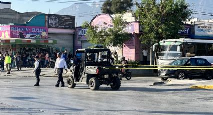 Auto que participó en choque, atropella y mata a peatón en Escobedo