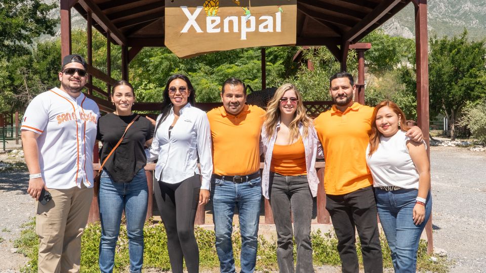 Familias de San Nicolás disfrutan de una excursión en el centro de conservación Xenpal.