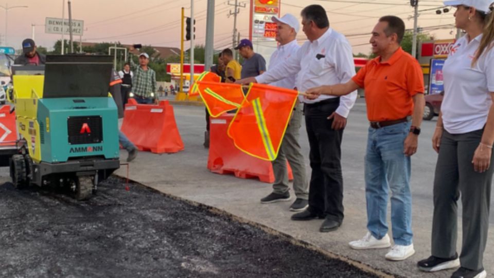 Banderazo oficial del programa de bacheo nocturno.