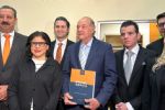 Javier Navarro lleva tercer informe de gobierno al Congreso local