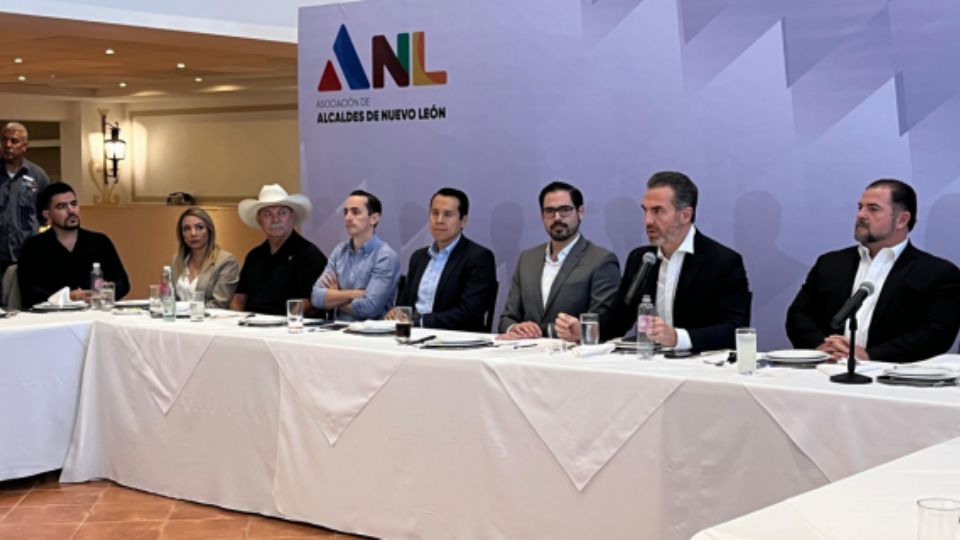 Asociación de Alcaldes de Nuevo León.