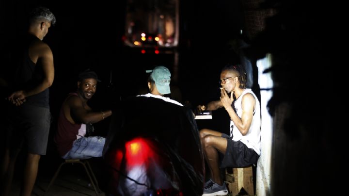 Cuba vuelve a quedarse totalmente sin electricidad tras falla en sistemas