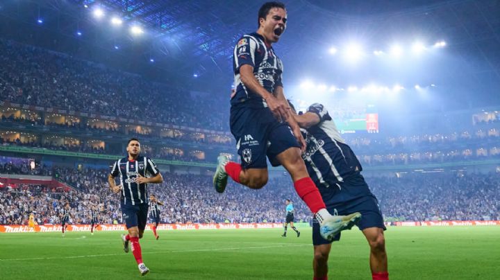 Iker Fimbres marca en su primer Clásico Regio oficial