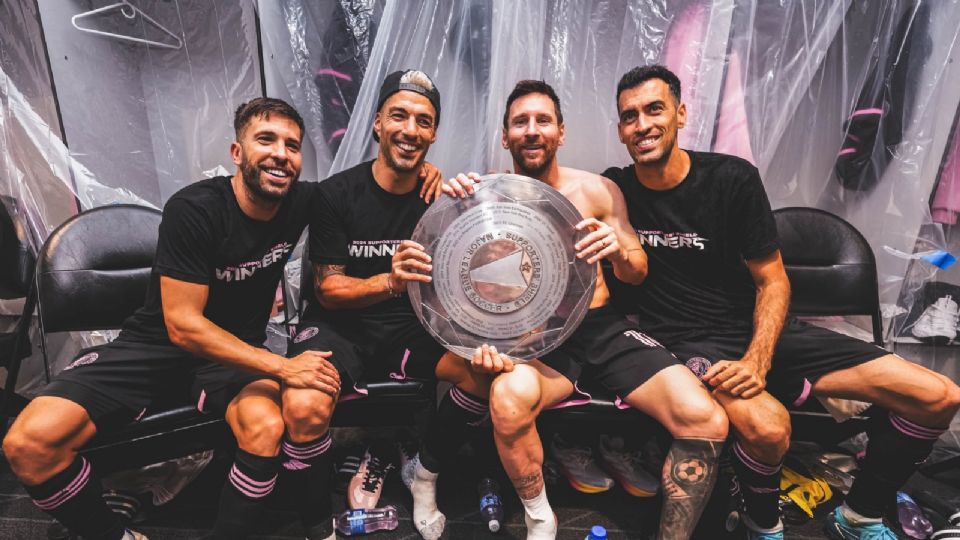 Con el MLS Supporters' Shield, Messi y sus ex compañeros del Barcelona acumulan 14 títulos juntos.