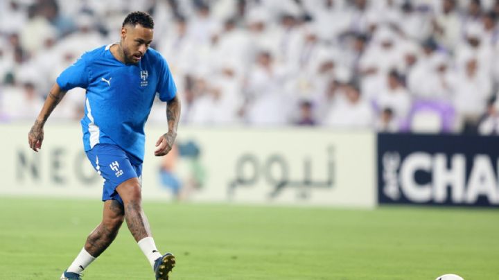 Neymar regresa a los terrenos de juego un año después