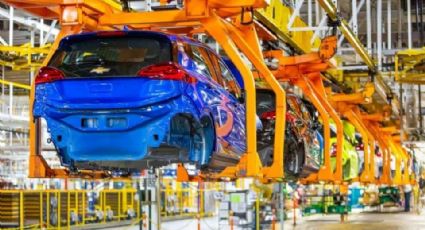 Prevén récord en exportación y producción de automóviles