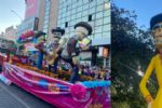 Calaveras desfilan por las calles de Monterrey previo al Día de Muertos