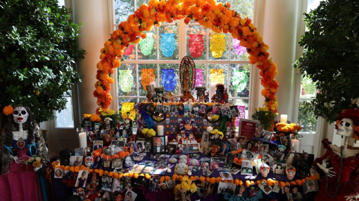 Casa Blanca celebra el Día de Muertos con una ofrenda en honor a los difuntos