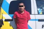 Cayó el primero: Sorprenden a hombre armado dentro de camión en Monterrey