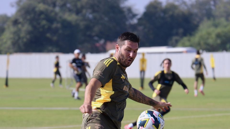 Gignac podría ver minutos en los Cuartos de Final