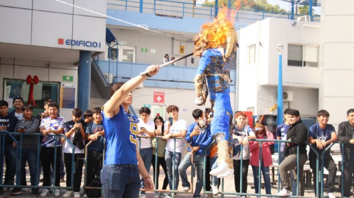 Auténticos Tigres realizan quema de borrego antes de la Final Regia Estudiantil