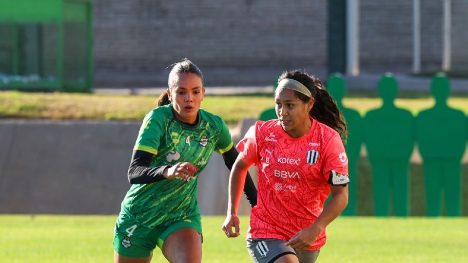 Rayadas se impone 1-0 a Santos Femenil en un partido amistoso