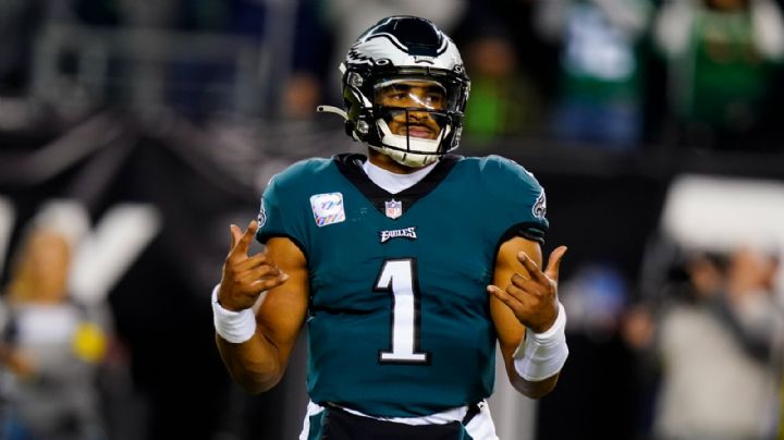 NFL: Jalen Hurts en protocolo de conmoción; ¿podrá jugar ante los Cowboys?