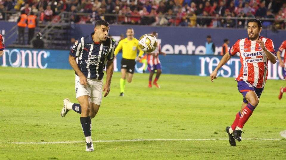 Berterame, el goleador de Rayados, alcanza un centenar de partidos