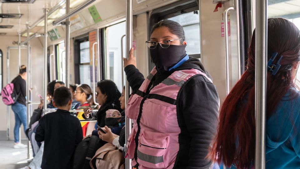 Metrorrey lanza vacantes para conductoras y guardias de seguridad | Facebook / Metrorrey