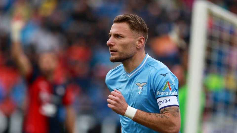 El atacante italiano y capitán de la Lazio, Ciro Immobile, se convirtió en el octavo jugador en conseguir 200 anotaciones en el 'calcio'.