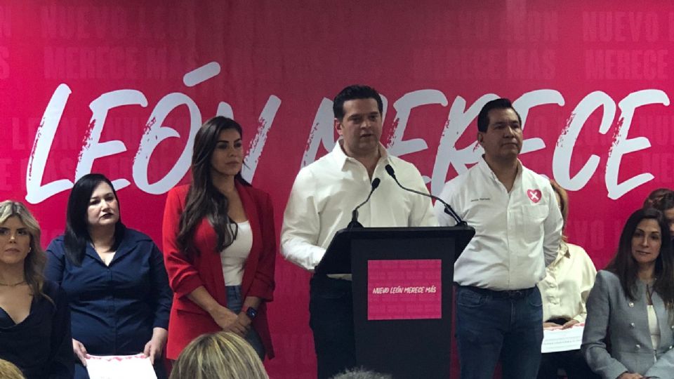 El coordinador de la campaña de Xóchitl Gálvez en Nuevo León, Francisco Cienfuegos, dio a conocer que tomará provisiones legales por la divulgación de información personal y confidencial.