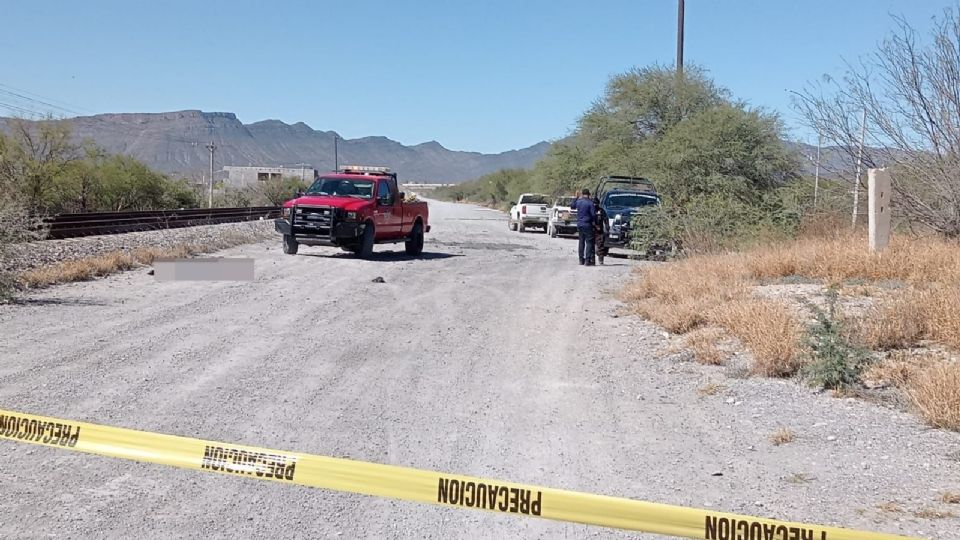 Hallan cuerpo junto a las vías del tren en el municipio de García este lunes 12 de febrero