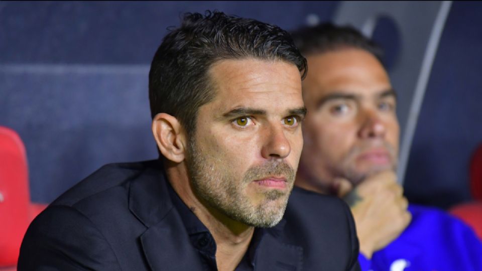 Fernando Gago, entrenador de Chivas.