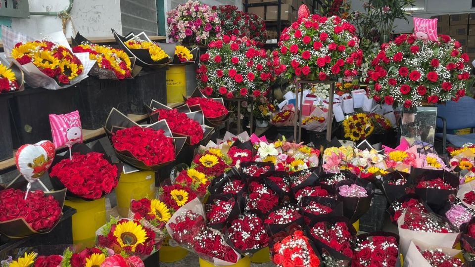 Florerías listas para Día de San Valentín en Monterrey