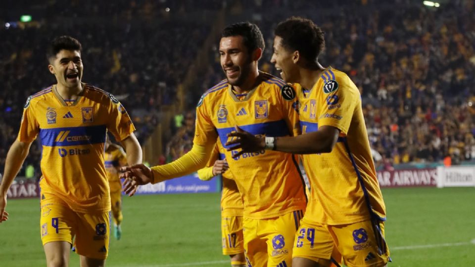 Tigres goleó a Vancouver Whitecpas por marcador de 3-0 y consiguió el pase a Octavos de Final de la Copa de Campeones Concacaf.