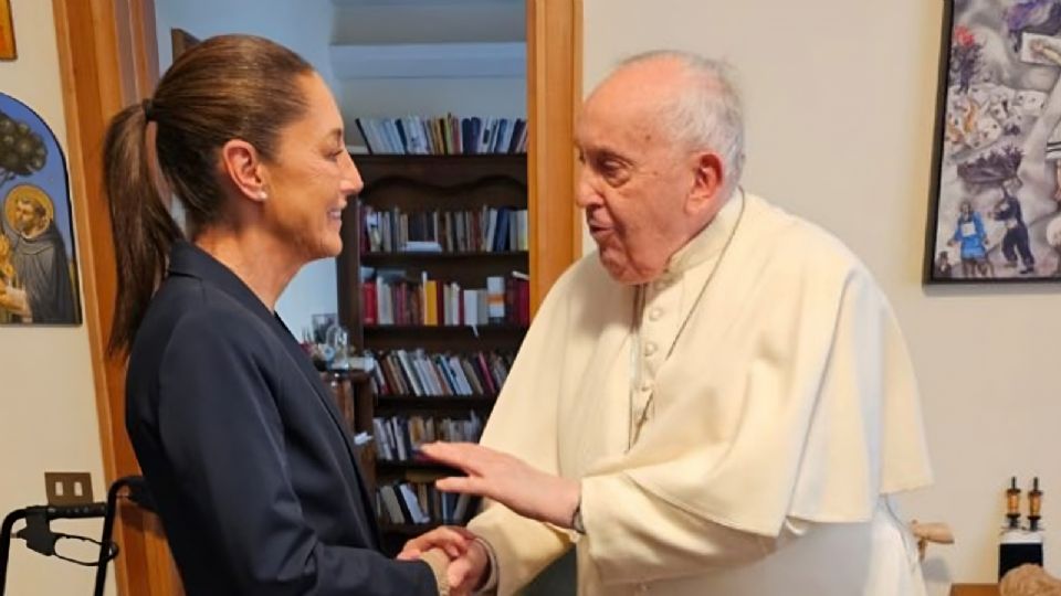 Papa Francisco recibe a Claudia Sheinbaum en El Vaticano | X / @Claudiashein