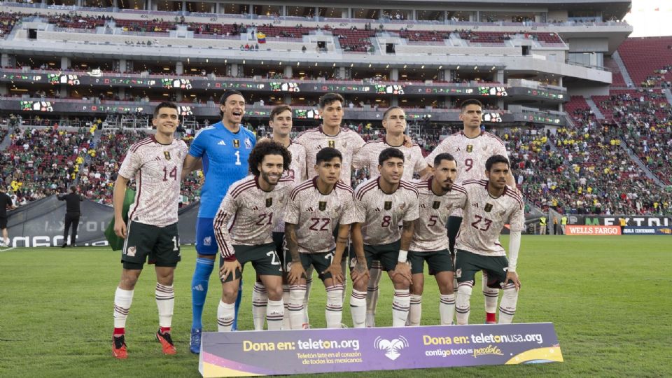 El once inicial de la Selección Mexicana en su último encuentro, en diciembre frente a Colombia