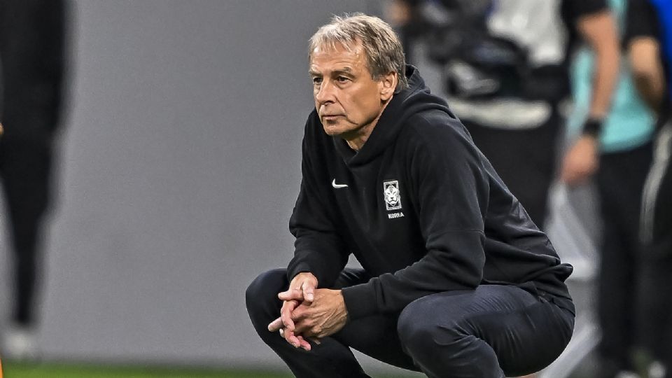 Jurgen Klinsmann durante el partido de Corea del Sur y Jordania en las Semifinales de la Copa Asiática