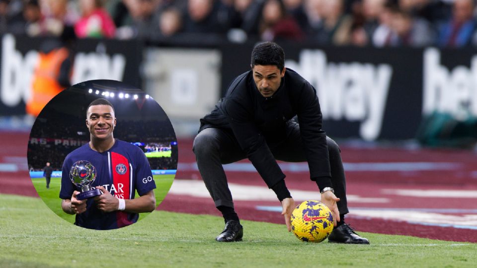 Mikel Arteta, técnico del Arsenal, controla el balón durante el partido de su equipo ante el West Ham United en la Premier League