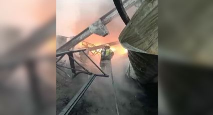 Se incendia empresa de maquinaria de plásticos en García