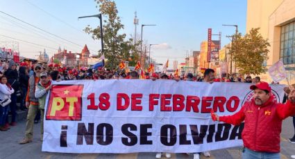 Marchan para conmemorar crimen en la Granja Sanitaria, en Monterrey