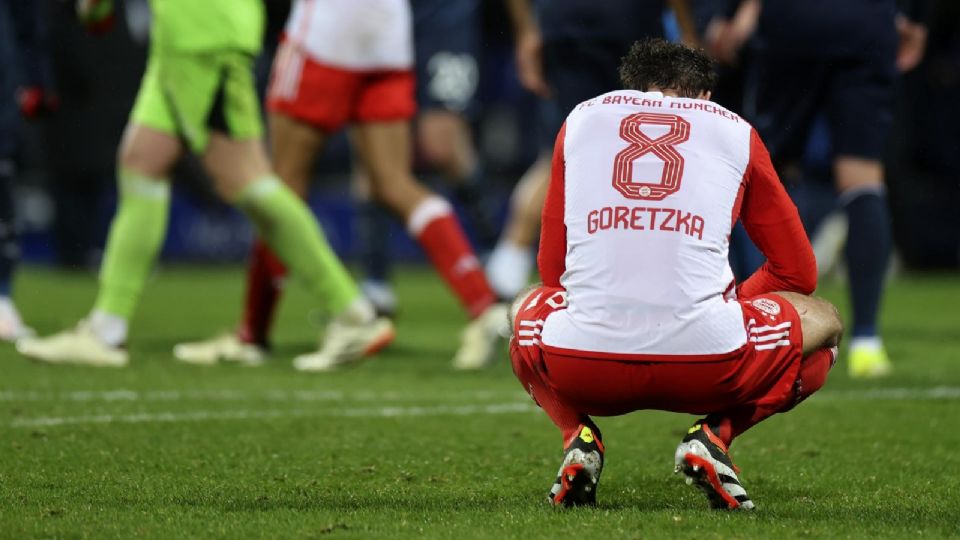 Los campeones alemanes se alejan del titulo con 8puntoss por detrás de los lideres, Bayer Leverkusen.