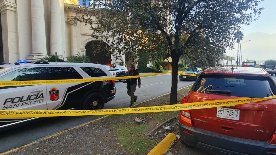 Ejecutan a hombre en hotel de San Pedro