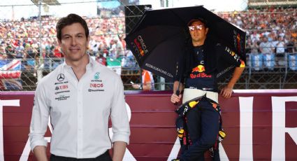 ¿Checo Pérez a Mercedes? Imagen con Toto Wolff desata rumores en la F1