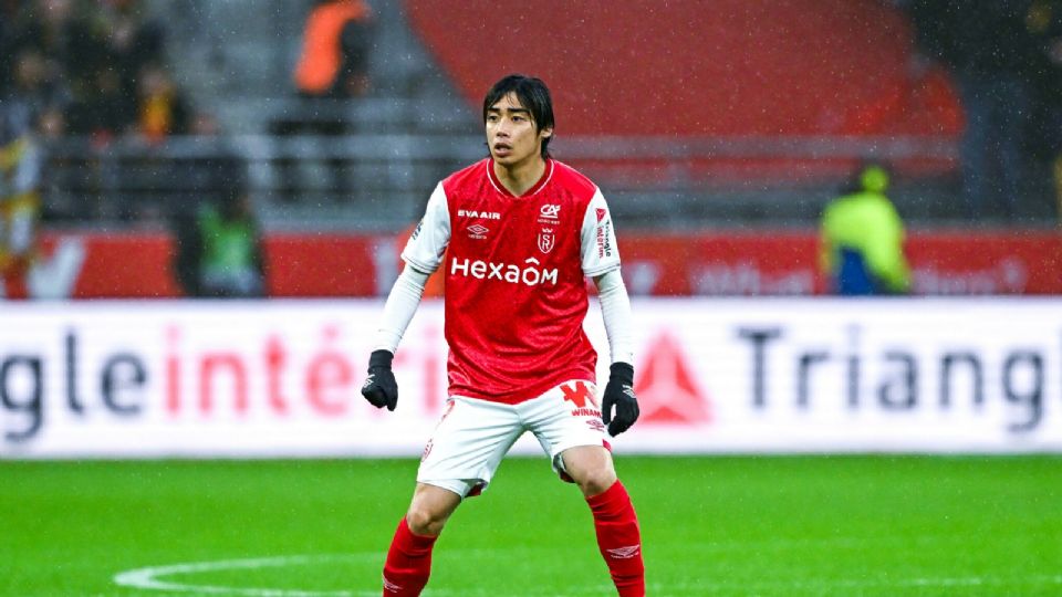 Ito, jugador del Stade Reims, quien fuera apartado de la selección de Japón por las acusaciones, exige una compensación de más de un millón de euros por daños y perjuicios.