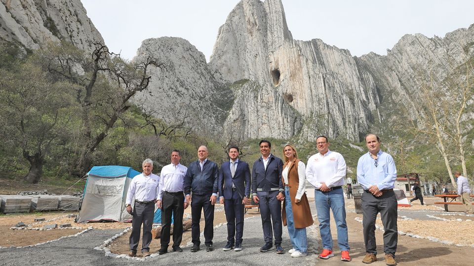 El gobernador de Nuevo León, Samuel García, busca que el Estado obtenga el terreno del Cañón de Ballesteros, en La Huasteca.