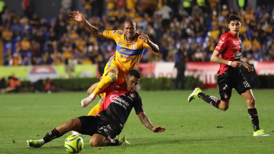 Tigres no logró la victoria por segundo partido consecutivo en el Clausura 2024 y ahora empató 1-1 ante Atlas en la cancha del Estadio Universitario.