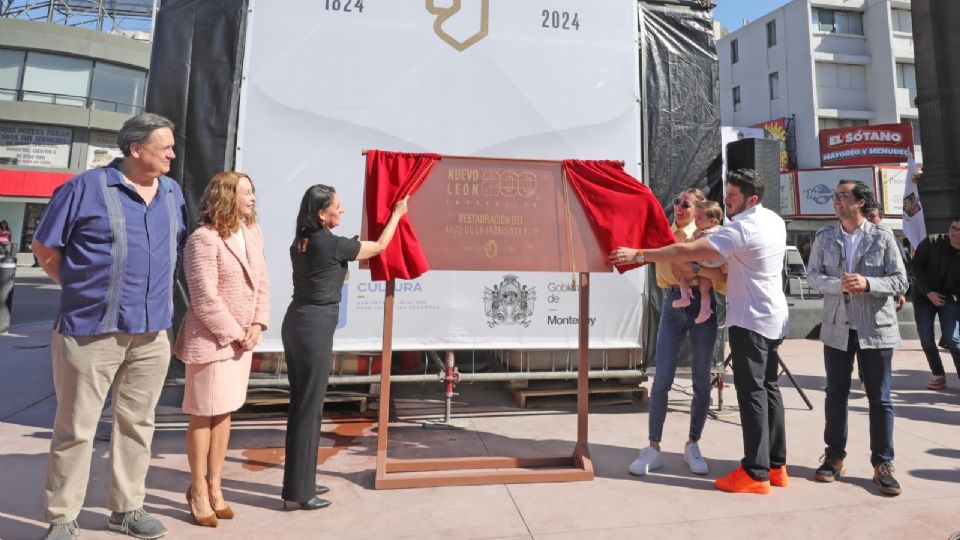 El Gobierno del Estado y la Secretaría de Cultura, iniciaron este domingo los trabajos de restauración en el Arco de la Independencia.