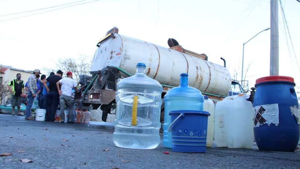 Colonia se queda sin agua en zona metropolitana