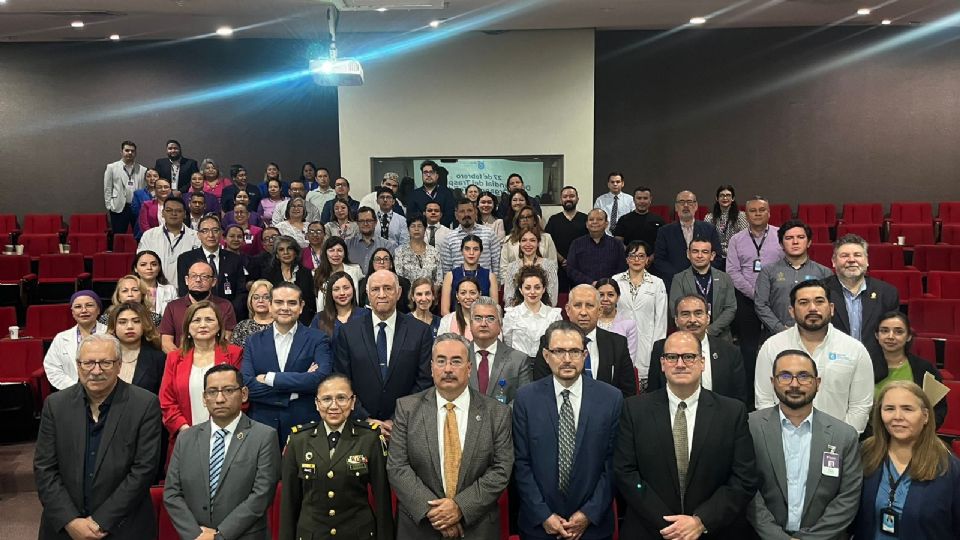 Autoridades de CHRISTUS MUGUERZA y del Estado de Nuevo León se congregaron en el evento.