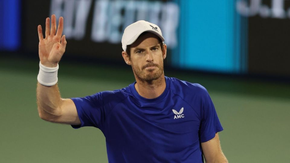 Andy Murray dejó su futuro como tenista profesional en el aire, al asegurar tras su debut en el torneo de Dubai, que no le queda mucho tiempo en el deporte competitivo.