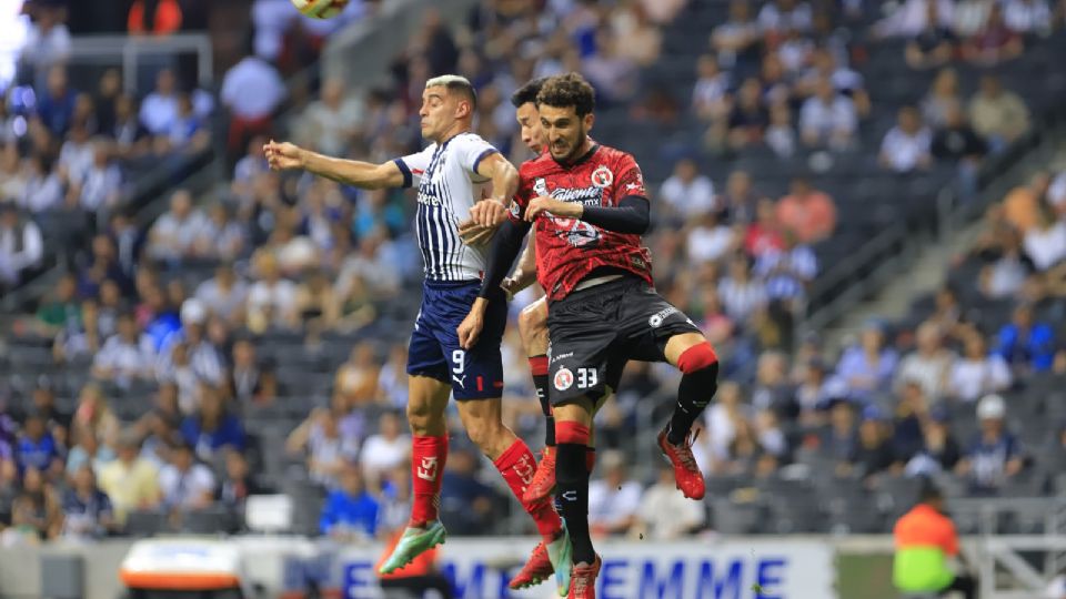 Rayados frente a Xolos de Tijuana en el Estadio BBVA